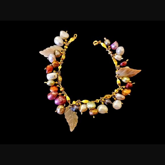 Natural Multicolor Mother Of Pearl Lead Gold Tone 7.5" Bracelet - Picture 6 of 7